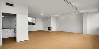 17352 Sunset Boulevard Gallery 9