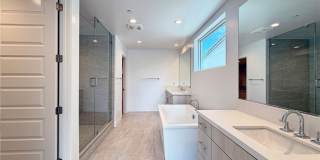 161 Apron Gallery 18