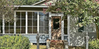 729 Royal St Gallery 1