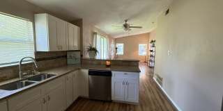 438 Sumner Dr. Gallery 12