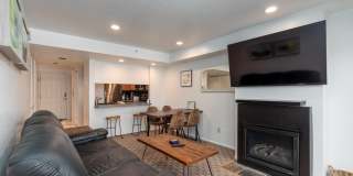 2000 Prospector Avenue Gallery 15