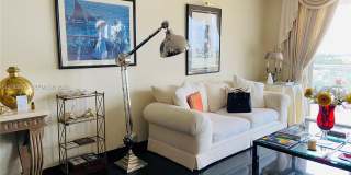 8855 Collins Ave Gallery 2