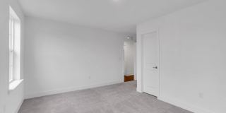 122 Woolley Court Gallery 36