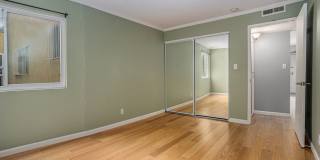 370 Santa Clara Ave #1  - 2 bedroom | 1 bath | Condo | Lower unit Gallery 16