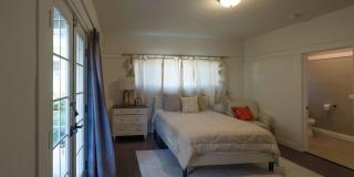 DESIRED HOME IN BEAUTIFUL LOS ANGELES 6407 Dix St Los Angeles, CA  90068 Gallery 13