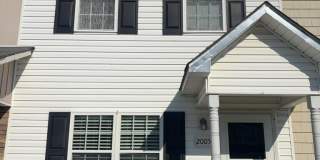 2005 Banister Loop Gallery 1