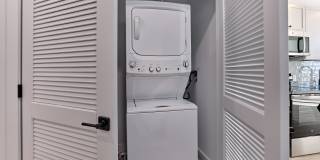 Avenue V - Senior Housing Gallery 15