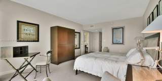 19955 NE 38th Ct Gallery 18