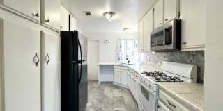 4 Bed, 2 Bath in Highland, CA! Gallery 3