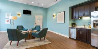 Marble Cliff Commons Gallery 21