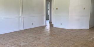 3 bed 2 bath, established neighborhood Gallery 1