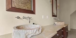 1007 N CALVERT ST Gallery 27