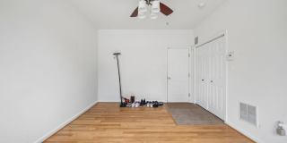 10 EXETER Street Gallery 5