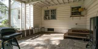 325 Paddock Street Gallery 12