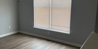 RH - 2512 Gallery 8
