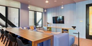 Avenue 34 Gallery 27