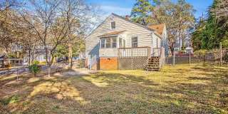 Cute Home Close to Bragg and Downtown Gallery 6