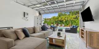 125 NW 3rd Avenue Gallery 17