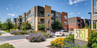 5151 Downtown Littleton Apartments Gallery 2