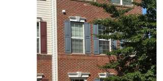 Well Maintain Townhome in Market Square! Well Maintain Townhome in Market Square! Gallery 1