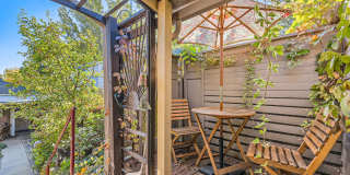 2-Bedroom in Newlands with Secret Garden & Suite Gallery 18