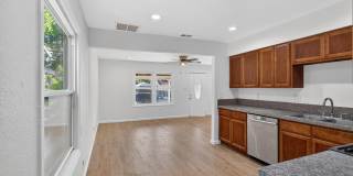 3307 Belden Street Gallery 12