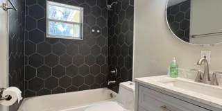 Updated 2 bedroom in South Daytona Gallery 12