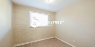 4627 North 47th Drive Gallery 12