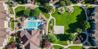 Hunter's Pointe Gallery 124