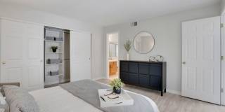 Charming 2 bed 1 bath Condo in Centennial! Gallery 19