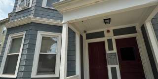 119 Museum St Gallery 9