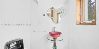 450 Victoria Ter Gallery 33