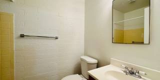 Swan Court Apartments - 1 and 2 Bedroom Homes! Gallery 16