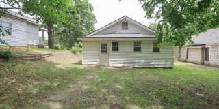 3 Bed 1 Bath in beautiful location! Gallery 21