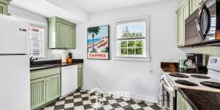 Prime Location on Line Street Gallery 9