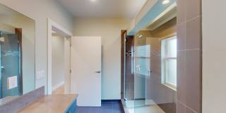1401 Jones Gallery 20