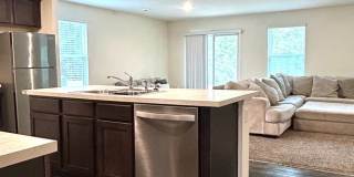 4BR Home with Solar Panels + Whole-Home Water Filtration Gallery 18