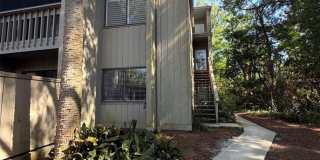 211 CROWN OAKS WAY Gallery 1