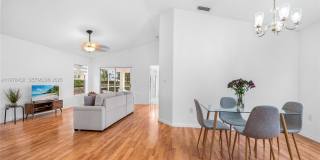 2020 SE 5th Pl Gallery 1