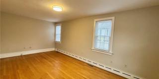 221 E Chestnut Street Gallery 4