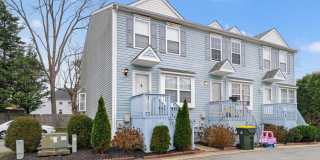 Beautiful Townhome 114 Gateway Drive Unit 009 Newark, DE 19711 Gallery 1