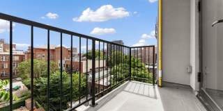 610 Myrtle Avenue Gallery 7