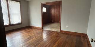 1417 West 11th Street Gallery 9