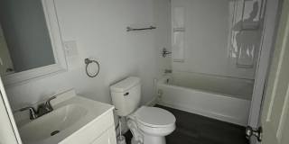 646 Braine Street - 648 Gallery 12