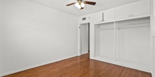 19349 Friar Street Gallery 12