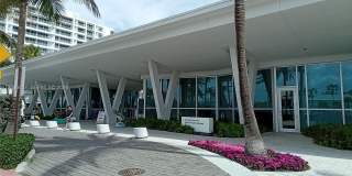 9248 Collins Ave Gallery 13