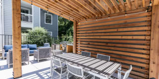 Sloan Square Gallery 6