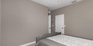 23950 W Hilton Avenue Gallery 37