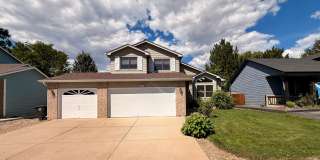 Spacious 3-Bedroom Home with 3-Car Garage & Fenced Yard Gallery 1