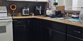 8075 NW 7th St Gallery 1